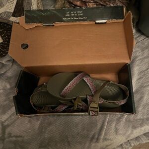 Thomas Rhett Trout Chacos